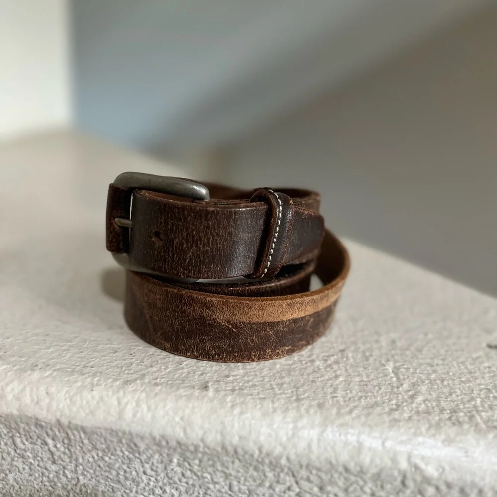 Men supper Distressed brown leather belt  Work Rugged Utility Grunge medium‎